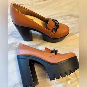 Women’s Chain Style Chunky Heel Size 7